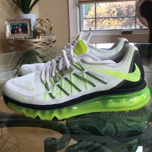 Women’s Nike Airmax